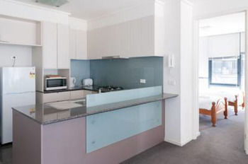 Inner Melbourne Serviced Apartments - Tourism Cairns 35