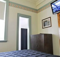 Hotel Gosford - Tourism Cairns