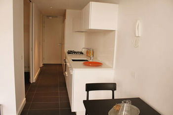 Guilfoyle Apartments - Tourism Cairns 20
