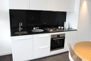 Guilfoyle Apartments - Tourism Cairns 22