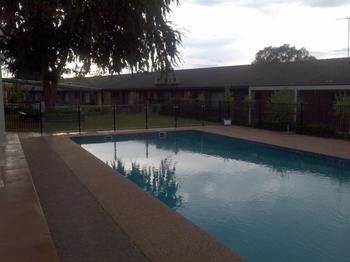 Tumut Valley Motel - Tourism Cairns 4