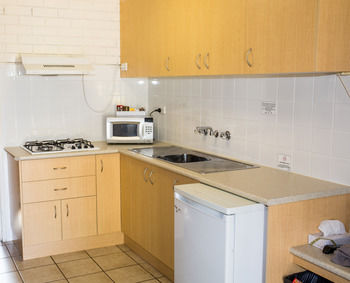 Tumut Valley Motel - Tourism Cairns 7