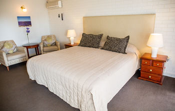 Tumut Valley Motel - Tourism Cairns 15