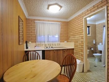 Tumut Valley Motel - Tourism Cairns 18