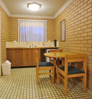 Tumut Valley Motel - Tourism Cairns 26