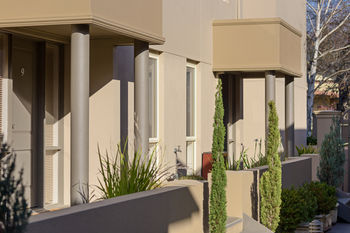 Apartments @ Kew Walpole Gardens - Kew Serviced Townhouses - Tourism Cairns 3