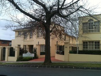 Apartments @ Kew Walpole Gardens - Kew Serviced Townhouses - Tourism Cairns 15