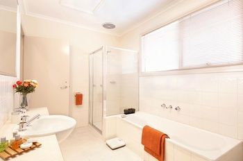 Apartments @ Kew Walpole Gardens - Kew Serviced Townhouses - Tourism Cairns 17