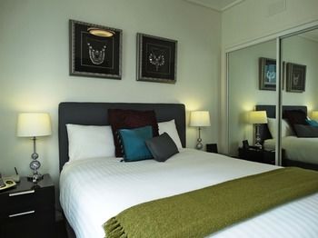Alpha Apartments Melbourne - Tourism Cairns 17