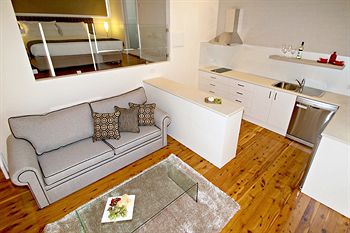 Wine Country Villas - Tourism Cairns 3