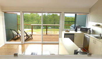 Wine Country Villas - Tourism Cairns 13