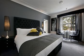 The Hydro Majestic Hotel - Tourism Cairns 3