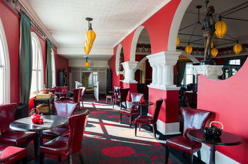 The Hydro Majestic Hotel - Tourism Cairns 30