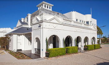 The Hydro Majestic Hotel - Tourism Cairns 58