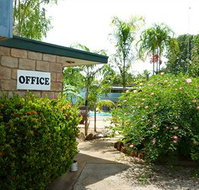 Palm Court Budget Motel Hostel/Backpackers - Tourism Cairns