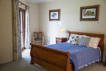 Burncroft Guest House - Tourism Cairns 3