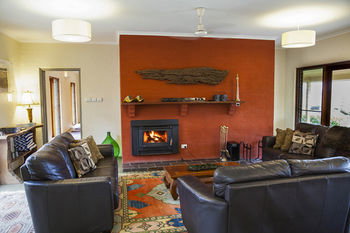 Burncroft Guest House - Tourism Cairns 11