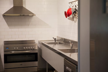 Burncroft Guest House - Tourism Cairns 15