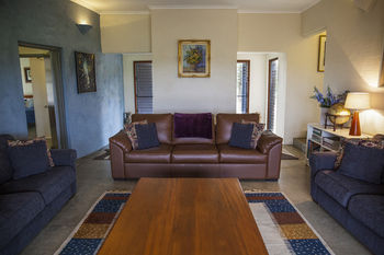 Burncroft Guest House - Tourism Cairns 16