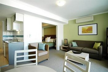 Ettalong Beach Apartments - Tourism Cairns 6