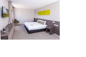 Ibis Styles The Entrance - Tourism Cairns 1