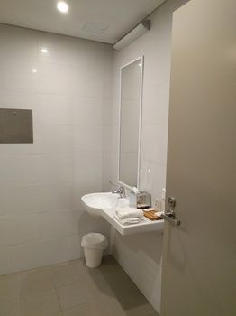 Ibis Styles The Entrance - Tourism Cairns 33