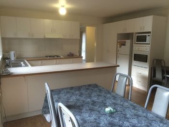 Australian Home Away Ringwood @ Bardia - Tourism Cairns 14