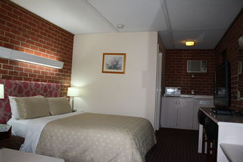 Carnegie Motor Inn - Tourism Cairns 26