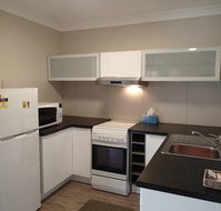 Dungowan Waterfront Apartments - Tourism Cairns