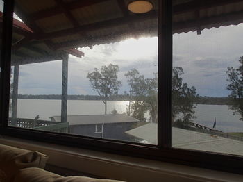 Dungowan Waterfront Apartments - Tourism Cairns 5
