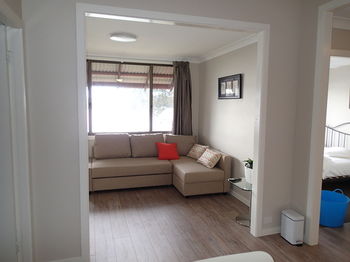 Dungowan Waterfront Apartments - Tourism Cairns 9