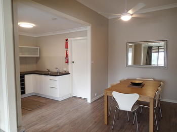 Dungowan Waterfront Apartments - Tourism Cairns 12