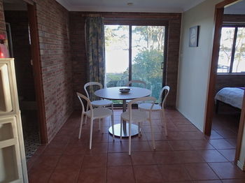 Dungowan Waterfront Apartments - Tourism Cairns 20