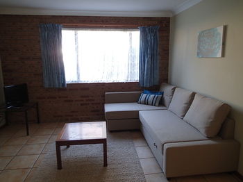 Dungowan Waterfront Apartments - Tourism Cairns 25