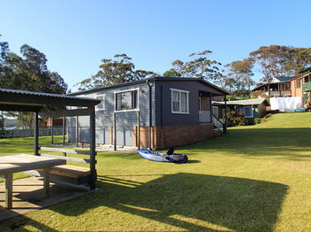 Dungowan Waterfront Apartments - Tourism Cairns 31