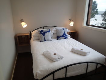 Dungowan Waterfront Apartments - Tourism Cairns 128