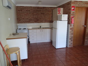 Dungowan Waterfront Apartments - Tourism Cairns 164