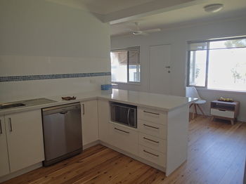 Dungowan Waterfront Apartments - Tourism Cairns 182