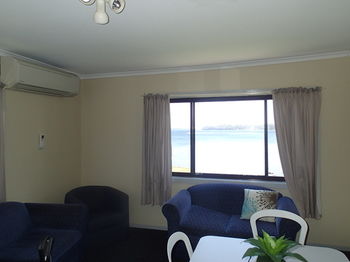 Dungowan Waterfront Apartments - Tourism Cairns 197