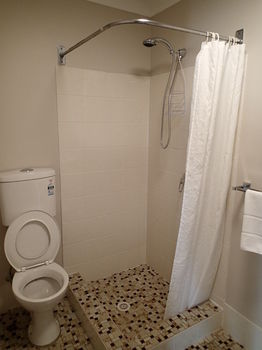Dungowan Waterfront Apartments - Tourism Cairns 203
