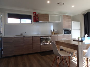 Dungowan Waterfront Apartments - Tourism Cairns 234