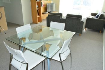Southbank Apartments - 28 Southgate - Tourism Cairns 13