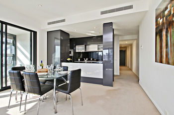 Southbank Apartments - Eureka Tower - Tourism Cairns 14