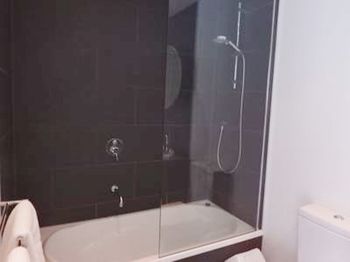 Southbank Apartments - Wrap - Tourism Cairns 1
