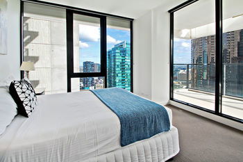 Southbank Apartments - Wrap - Tourism Cairns 17