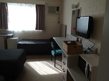 Lidcombe Motor Inn - Tourism Cairns 7