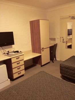 Lidcombe Motor Inn - Tourism Cairns 14