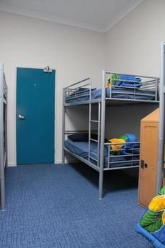 The Entrance Backpackers - Hostel - Tourism Cairns 2
