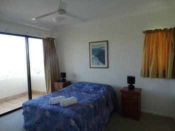 Costa Bella Apartments - Tourism Cairns 1