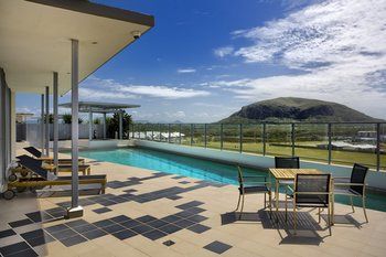 White Shells Luxury Apartments - Tourism Cairns 5